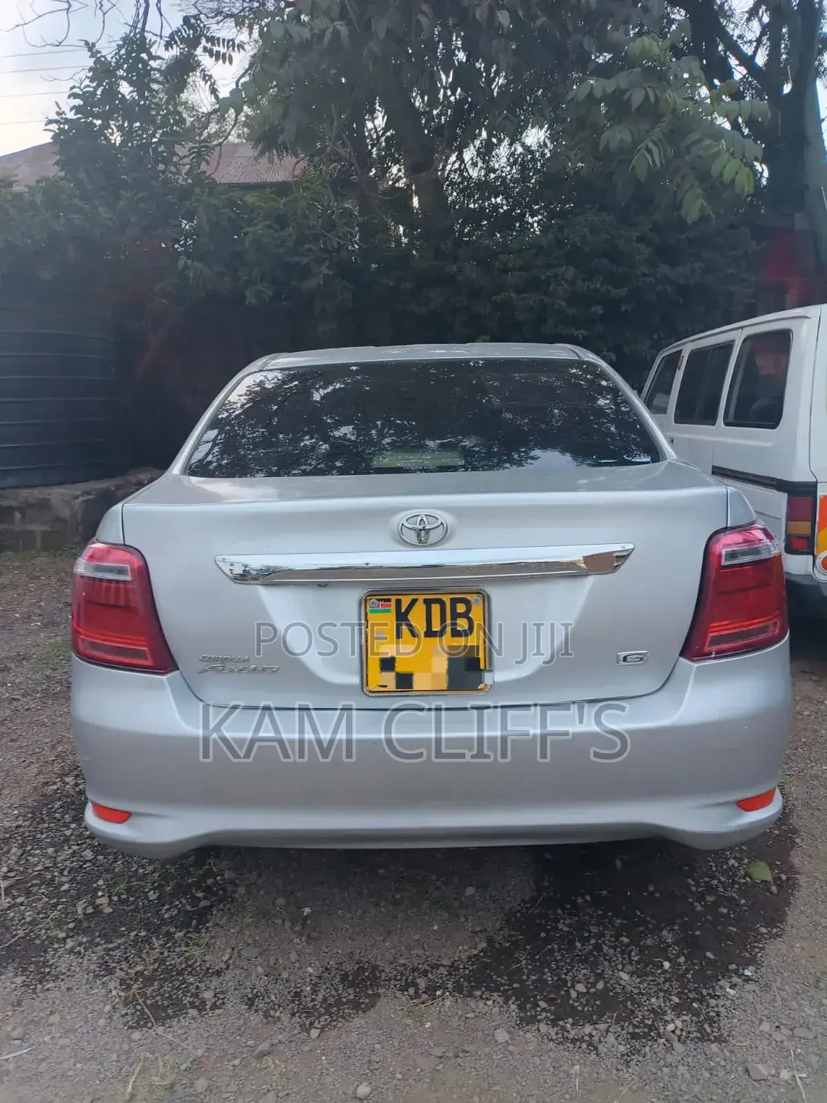 Toyota Axio 2013 Silver