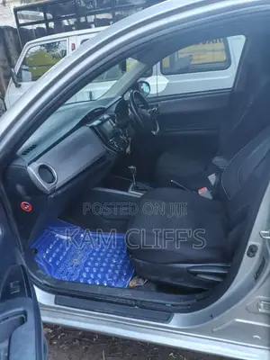 Toyota Axio 2013 Silver