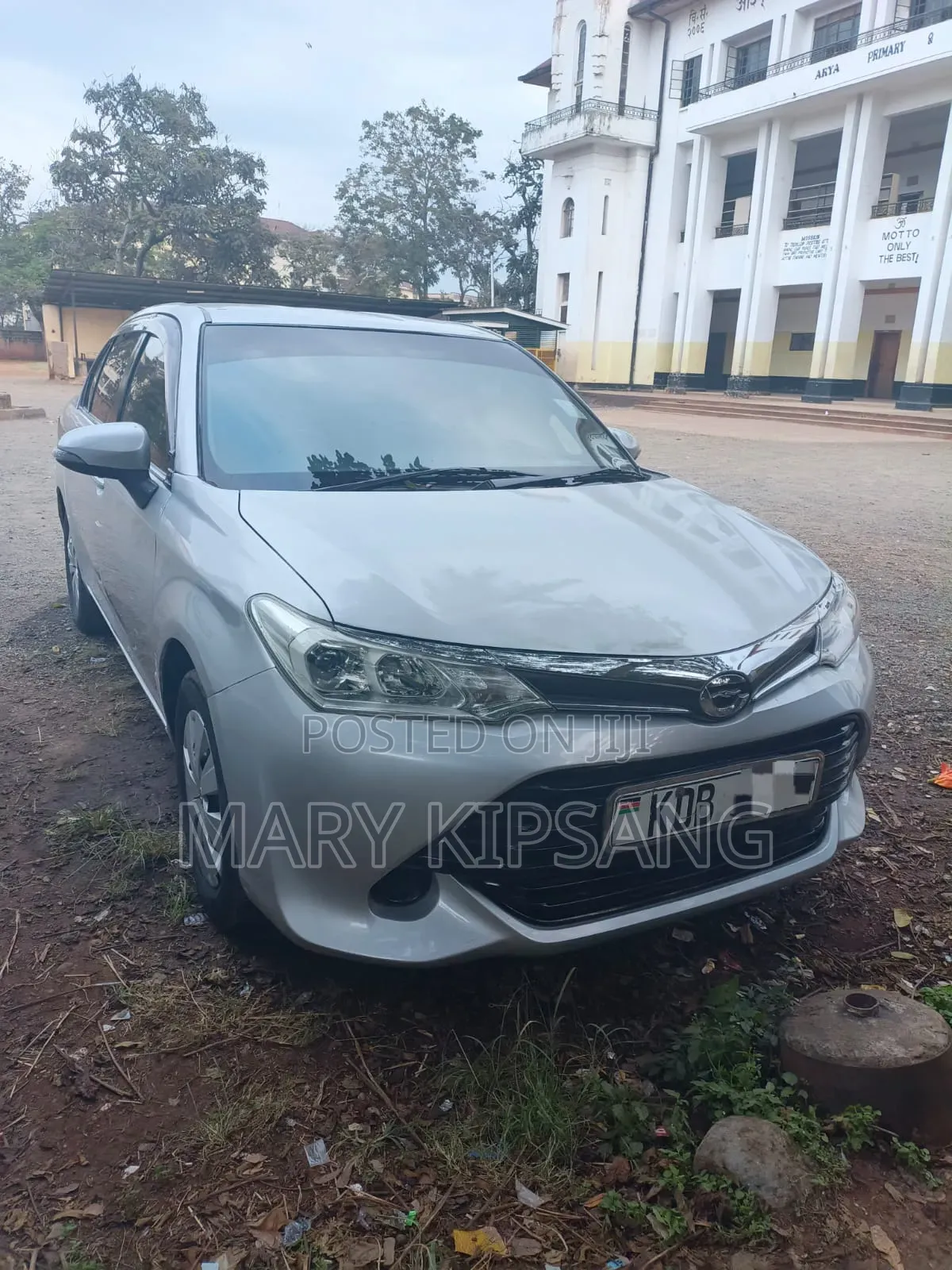 Toyota Axio 2013 Silver