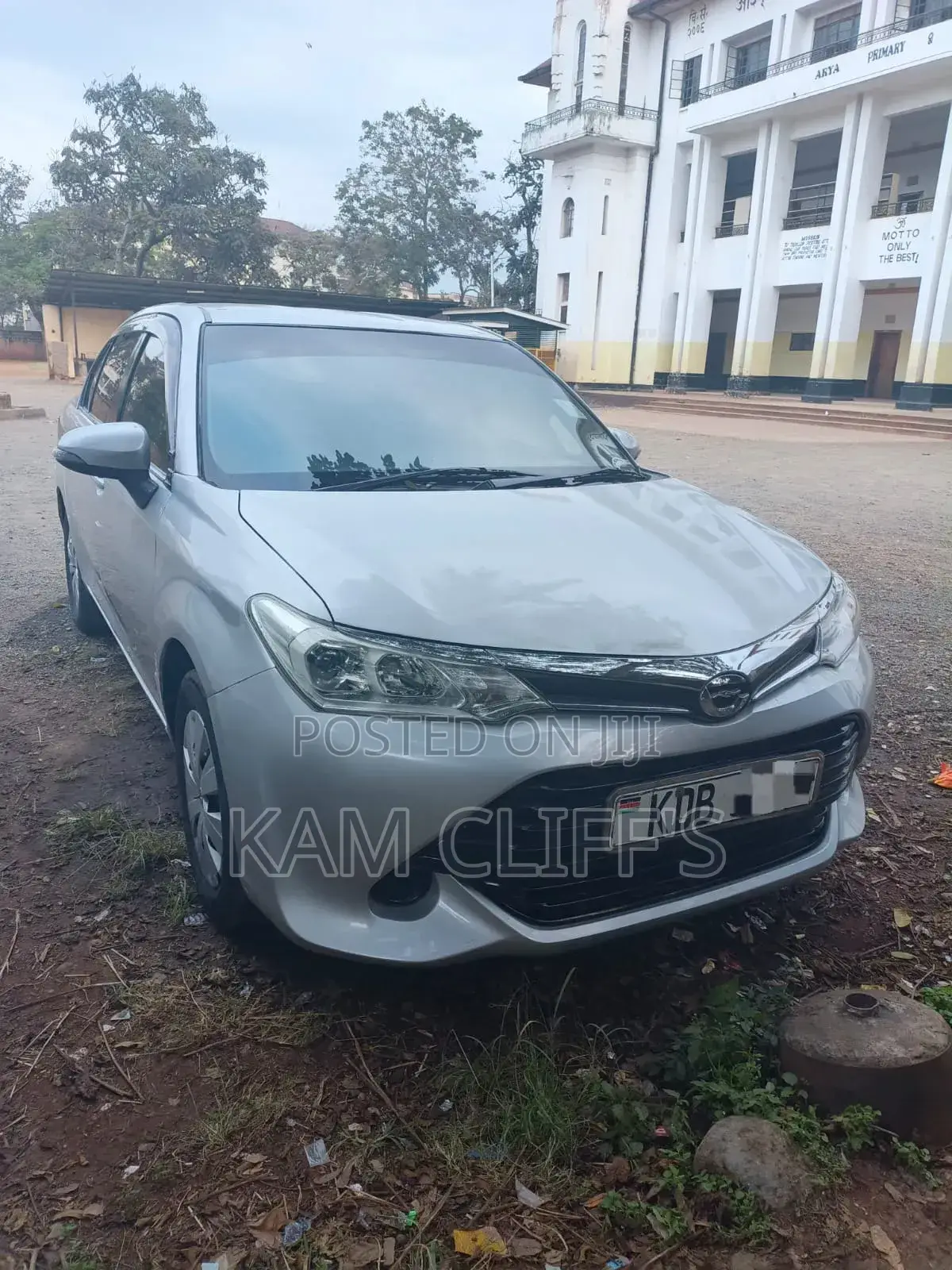 Toyota Axio 2013 Silver