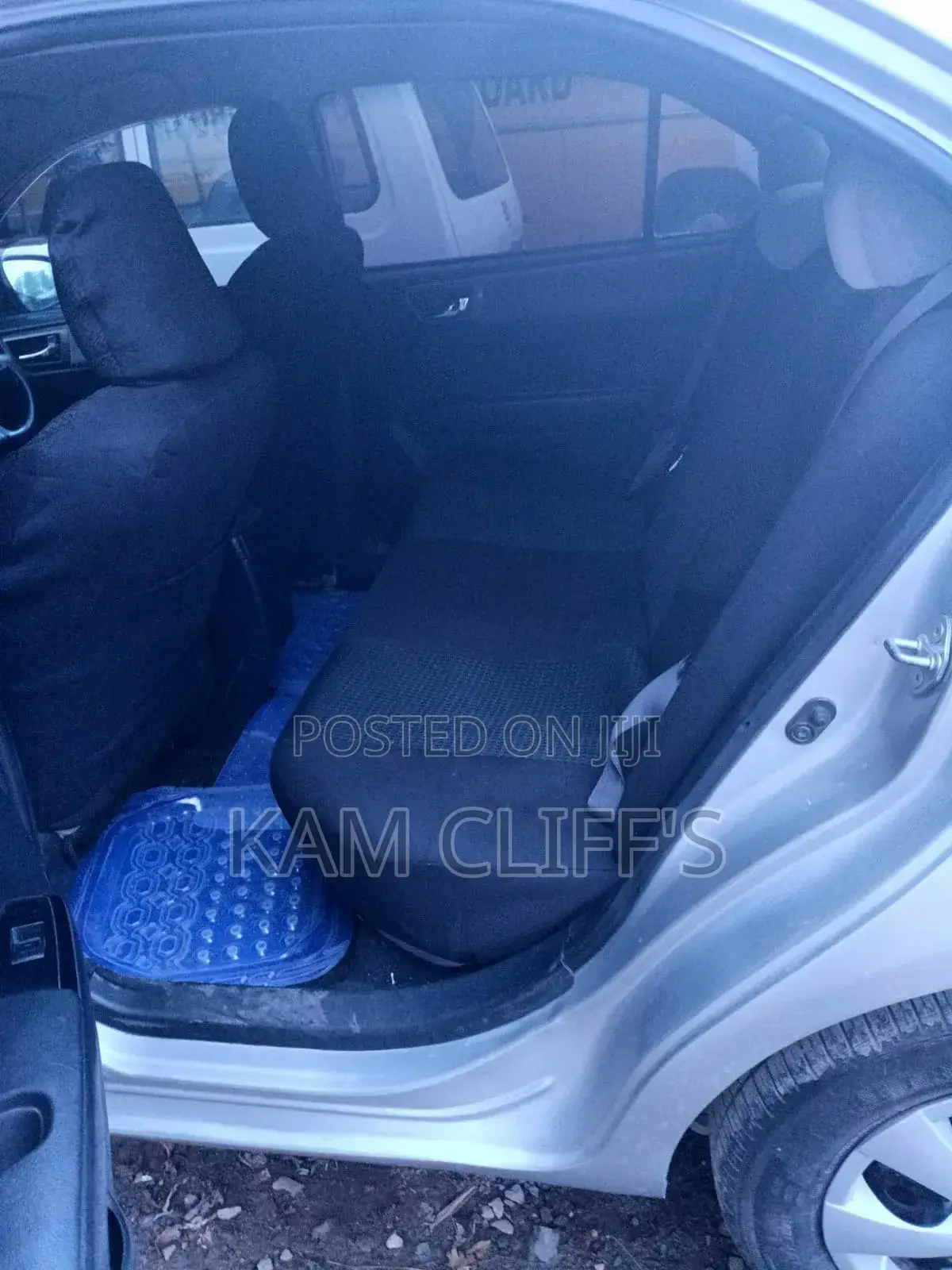 Toyota Axio 2013 Silver