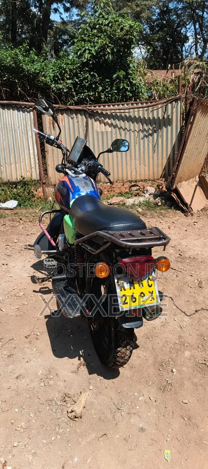 Bajaj Boxer 150 UG 2024 Blue