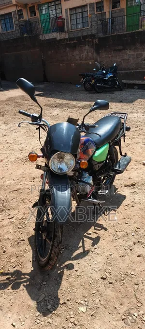 Bajaj Boxer 150 UG 2024 Blue