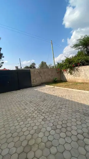 4bdrm Maisonette in Ongata Rongai, Nkoroi for sale