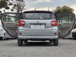 Toyota Passo 2018 Silver