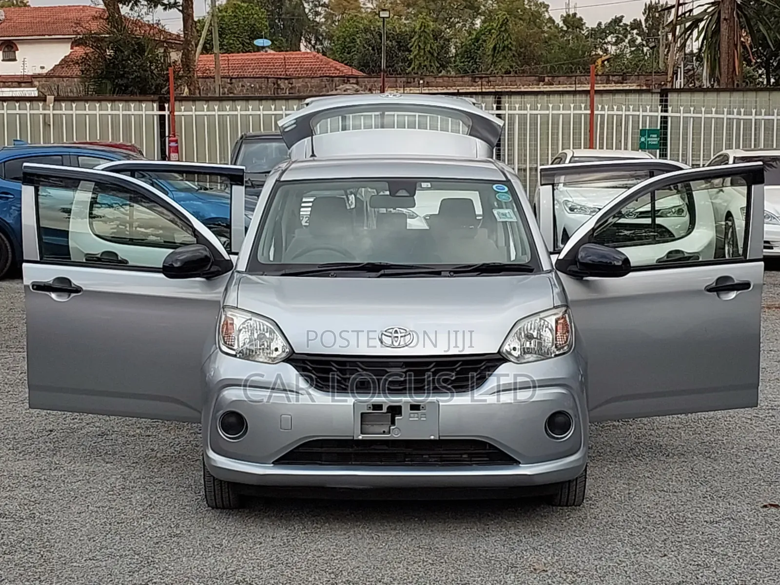 Toyota Passo 2018 Silver