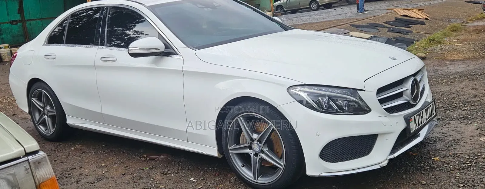 Mercedes-Benz C200 2015 Pearl