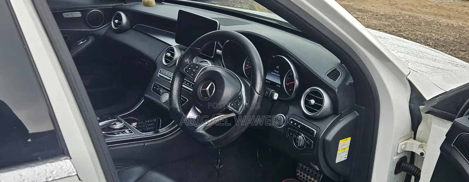 Mercedes-Benz C200 2015 Pearl