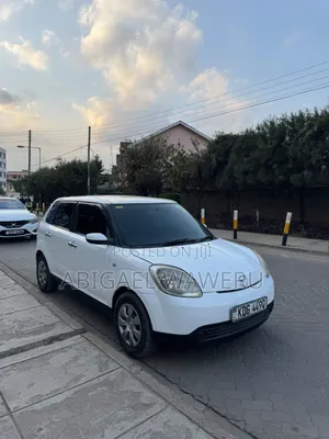 Mazda Verisa 2014 White