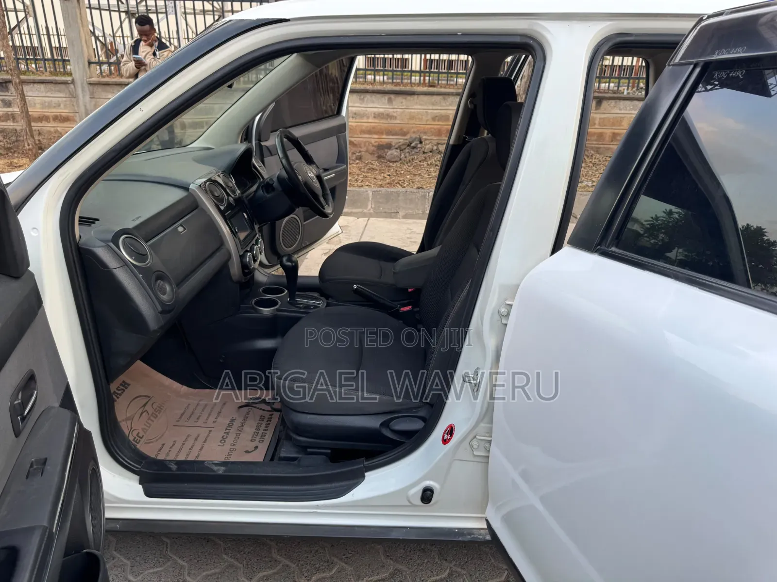 Mazda Verisa 2014 White