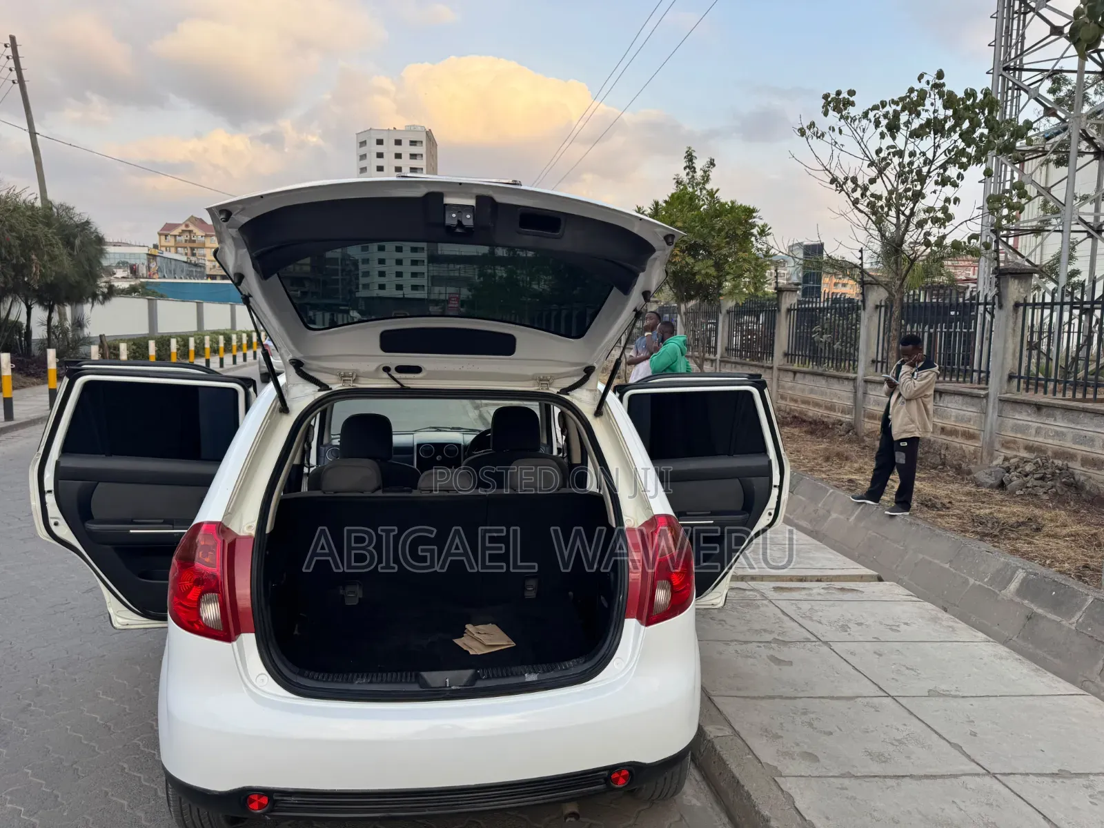 Mazda Verisa 2014 White