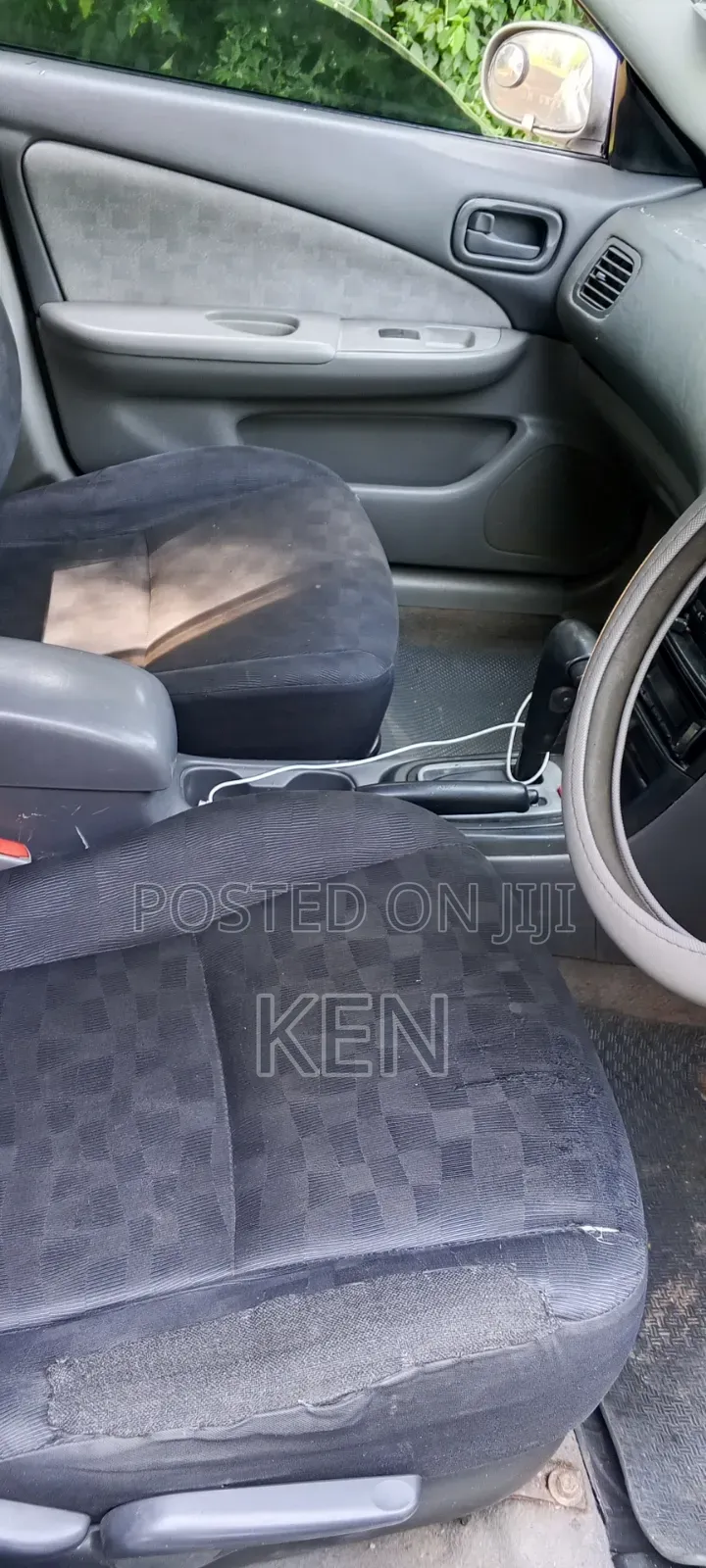 Nissan FB15 2009 Silver