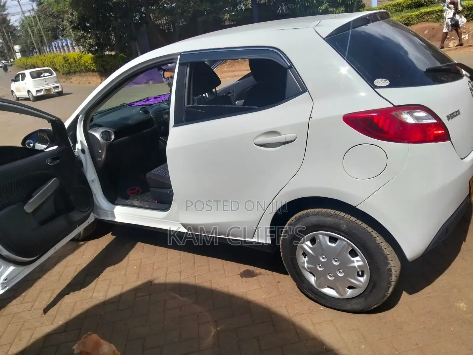 Mazda Demio 2010 White