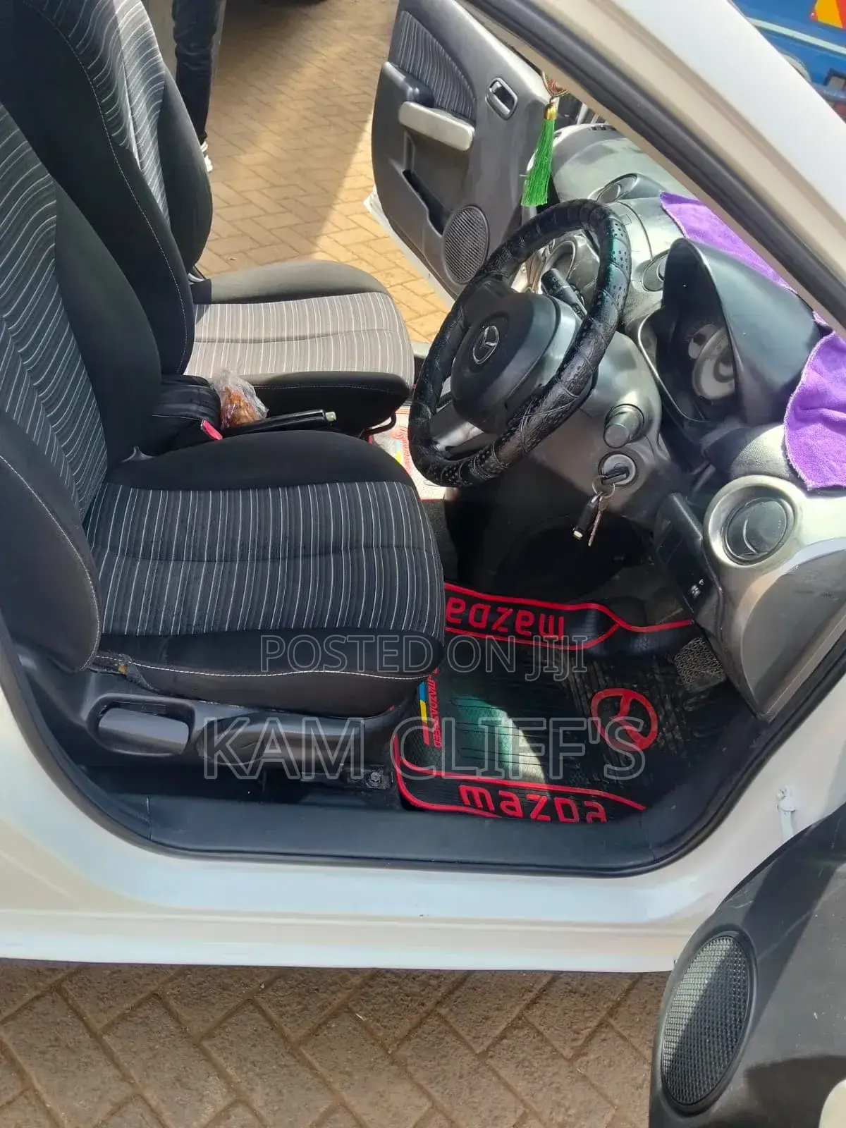 Mazda Demio 2010 White