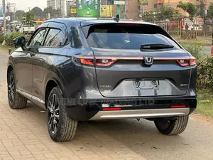 Honda Vezel 1.5 Hybrid 2WD 2021 Gray