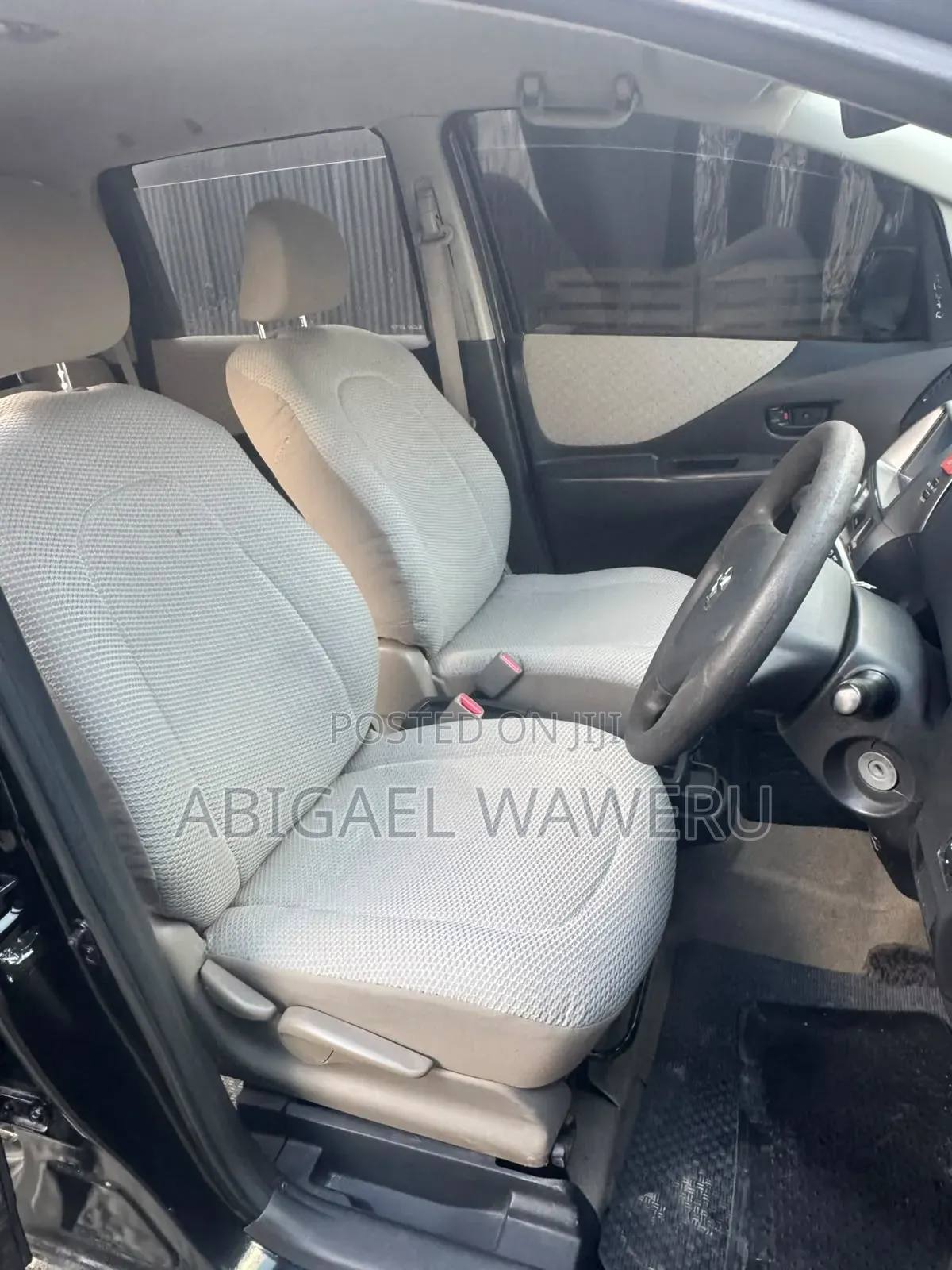 Toyota Ractis 2011 Black
