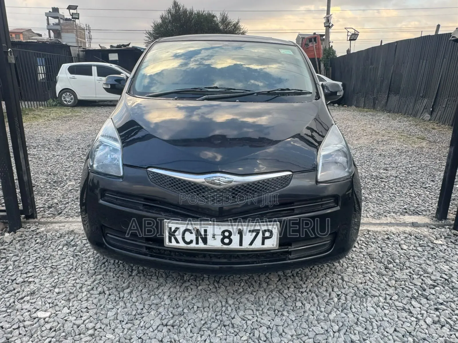 Toyota Ractis 2011 Black