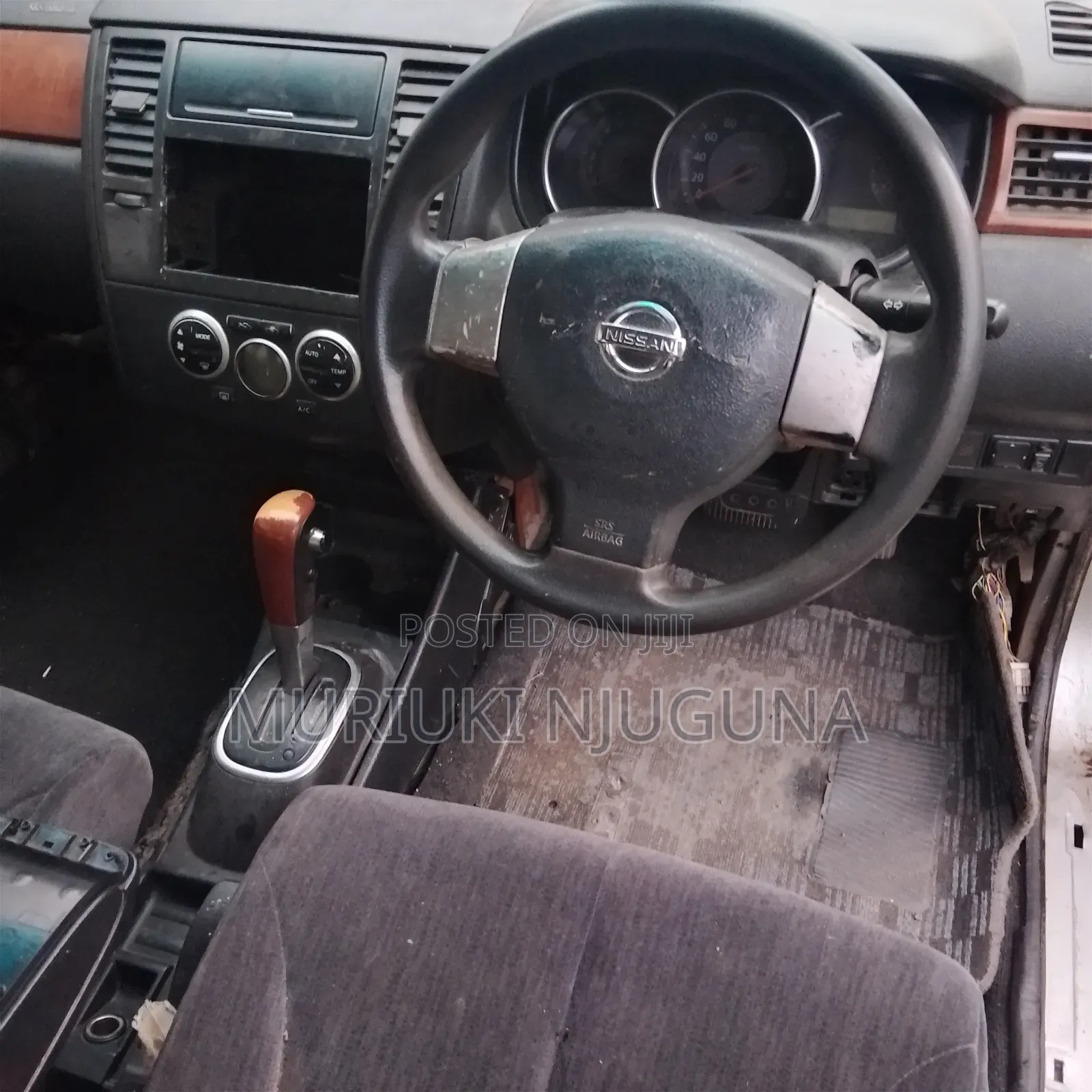 Nissan Tiida 2005 Silver