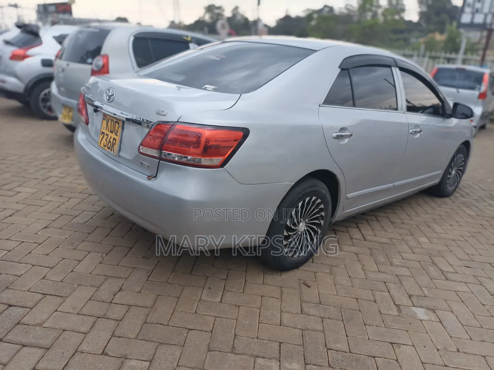 Toyota Premio 2017 Silver