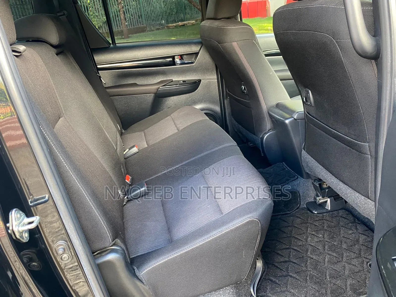 Toyota Hilux 2019 Black
