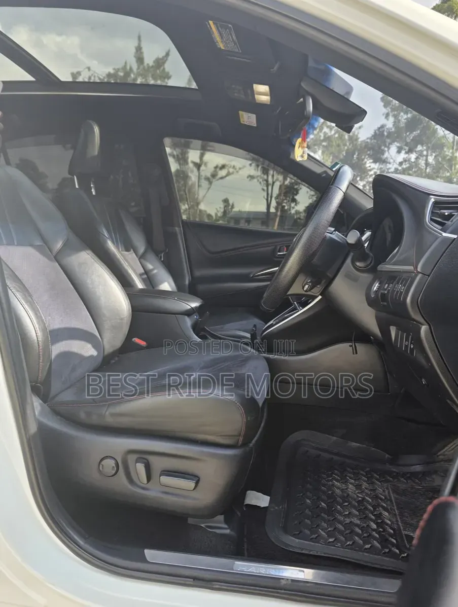 Toyota Harrier 2017 Pearl