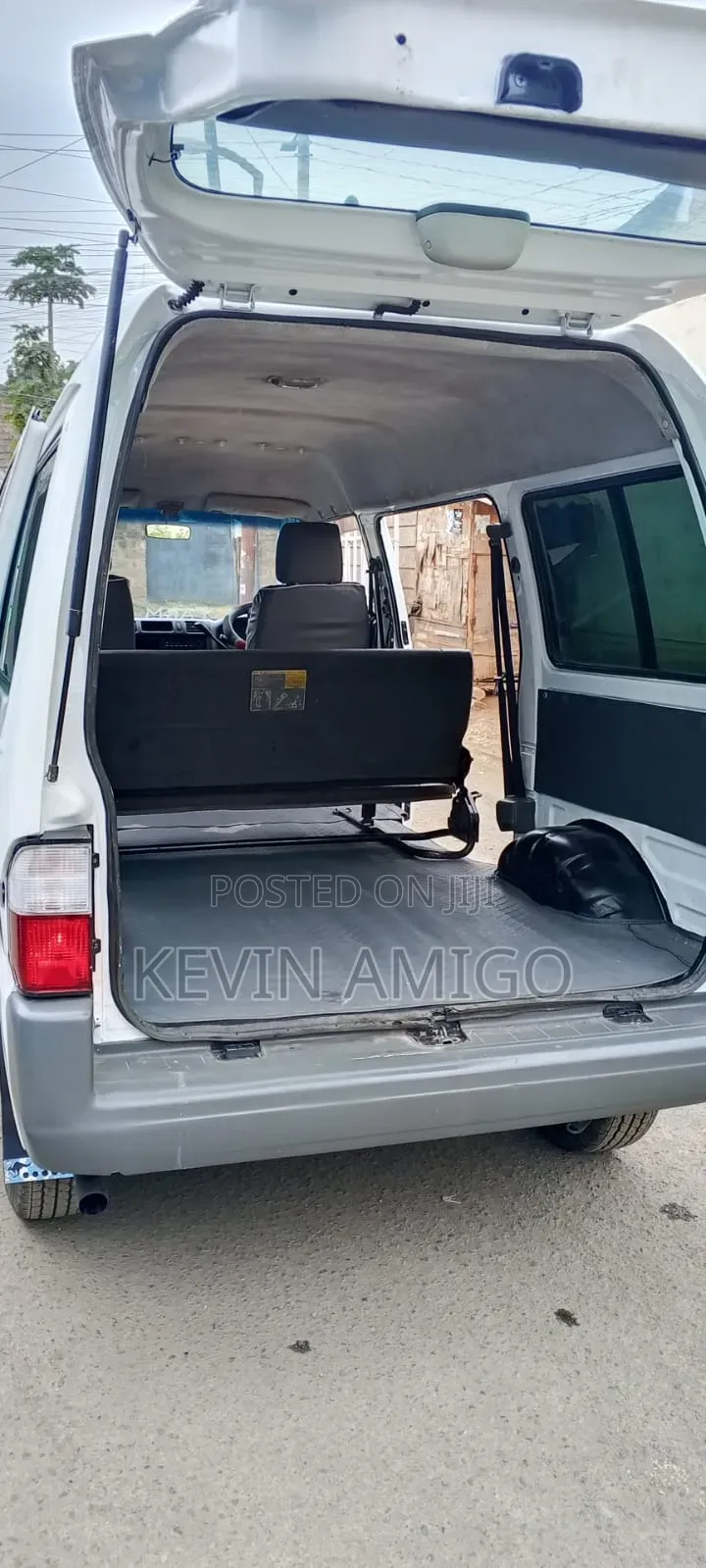 Nissan Vanette 2014 White