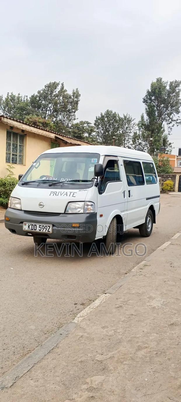 Nissan Vanette 2014 White - thumbnail 15