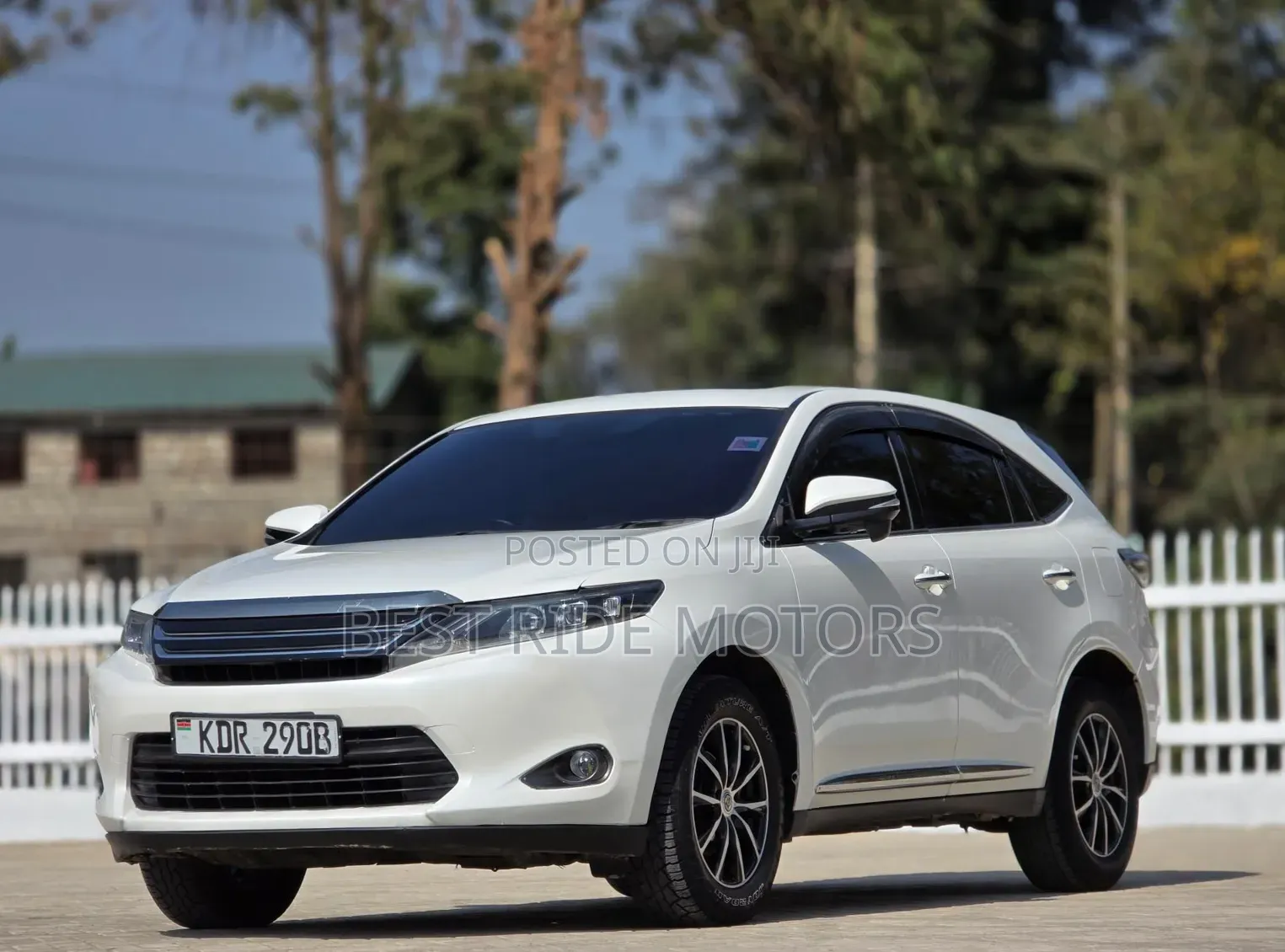 Toyota Harrier 2017 White