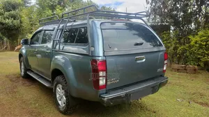 Isuzu D-MAX 2012 Gray
