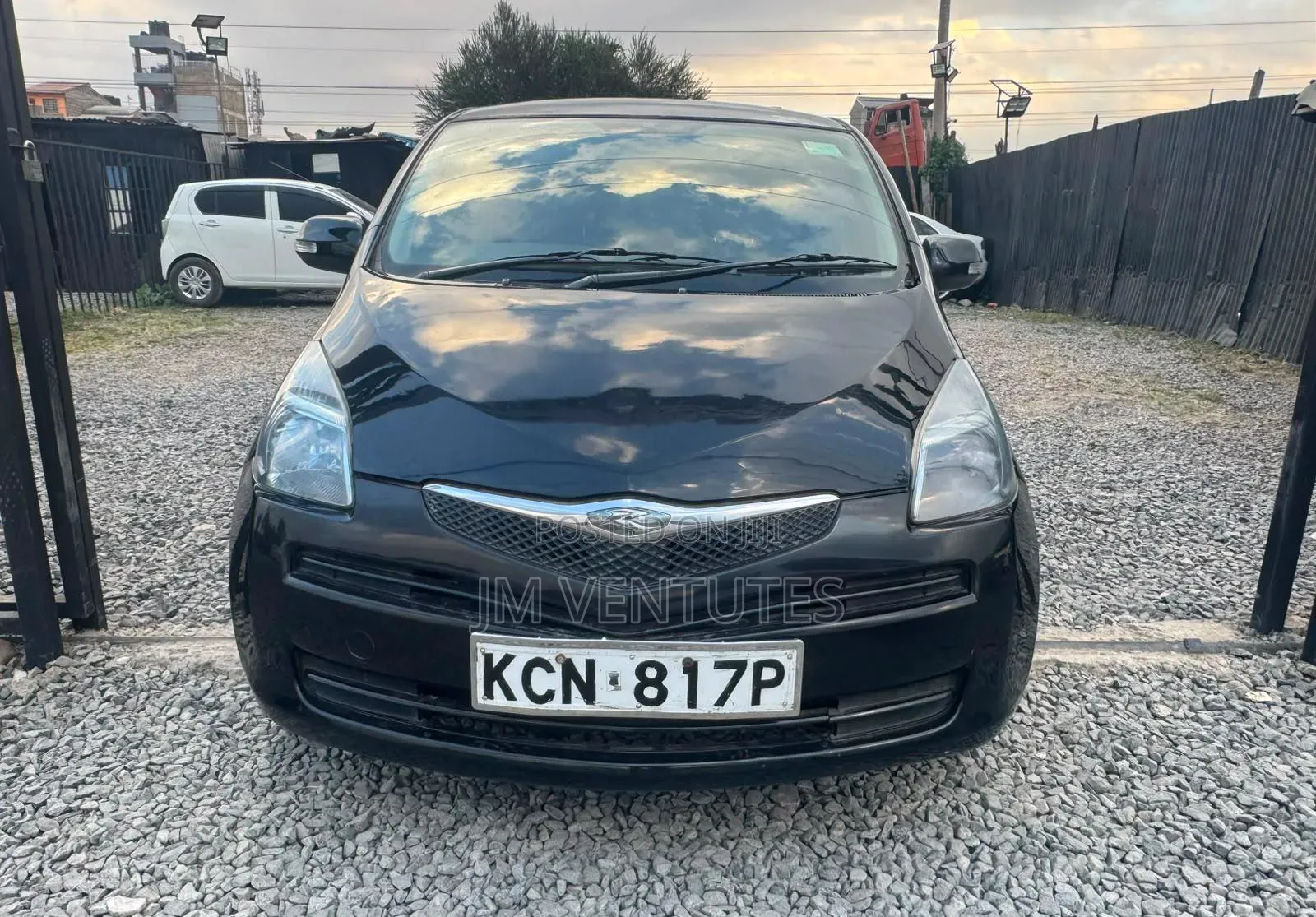 Toyota Ractis 2010 Black
