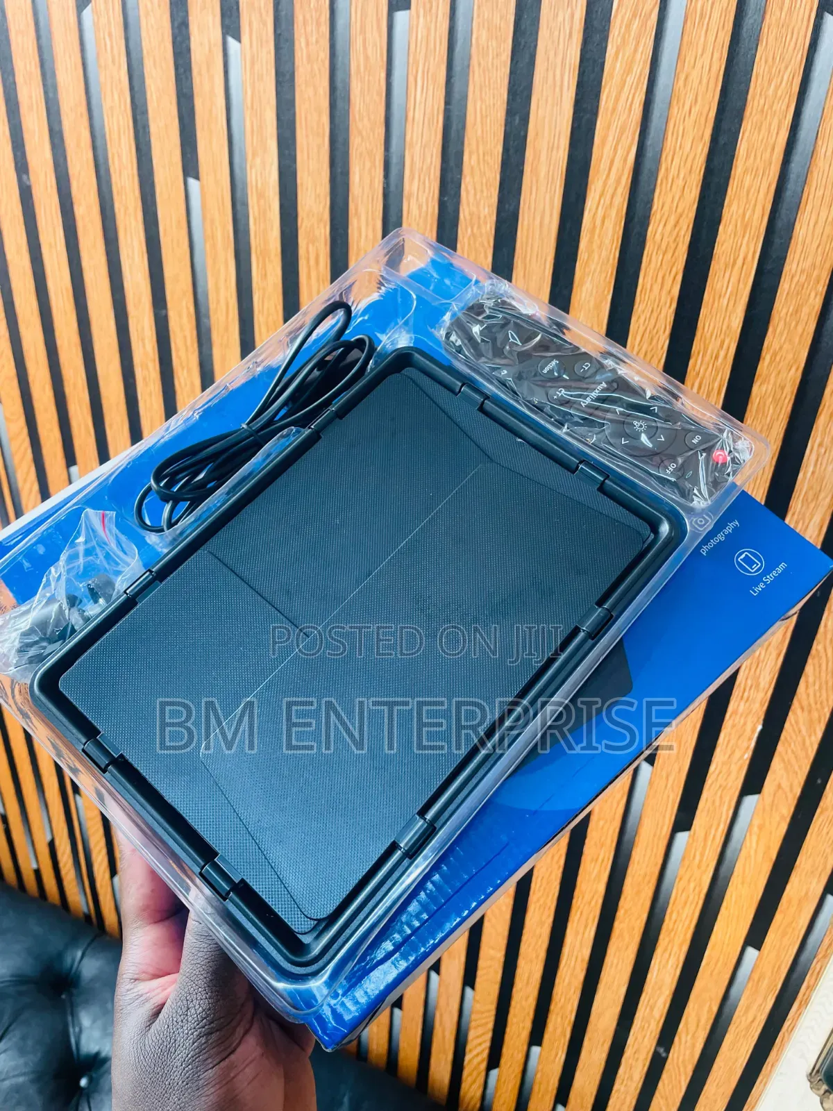 High Quality LED Panel Light With 2.1Metres Tripod