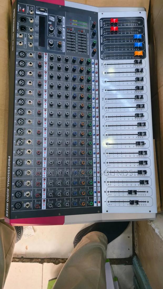 Omax 16 Channel Mixer - main view