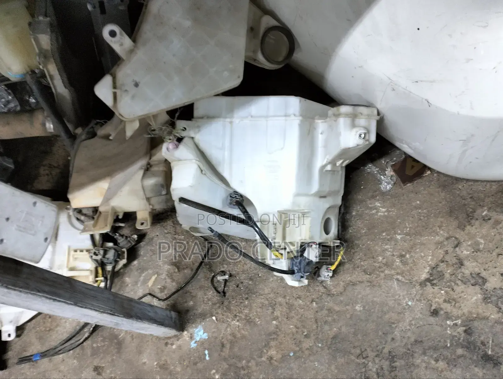 Washer Bottle for Prado J150