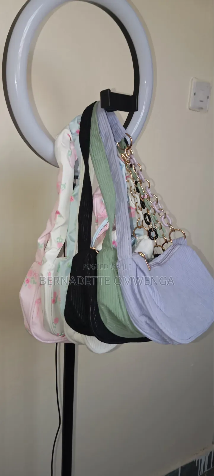 Stylish Ladies Shoulder Bags