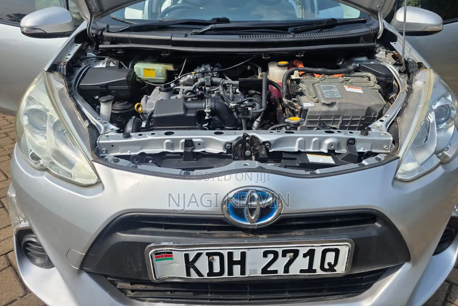 Toyota Aqua 2015 Silver