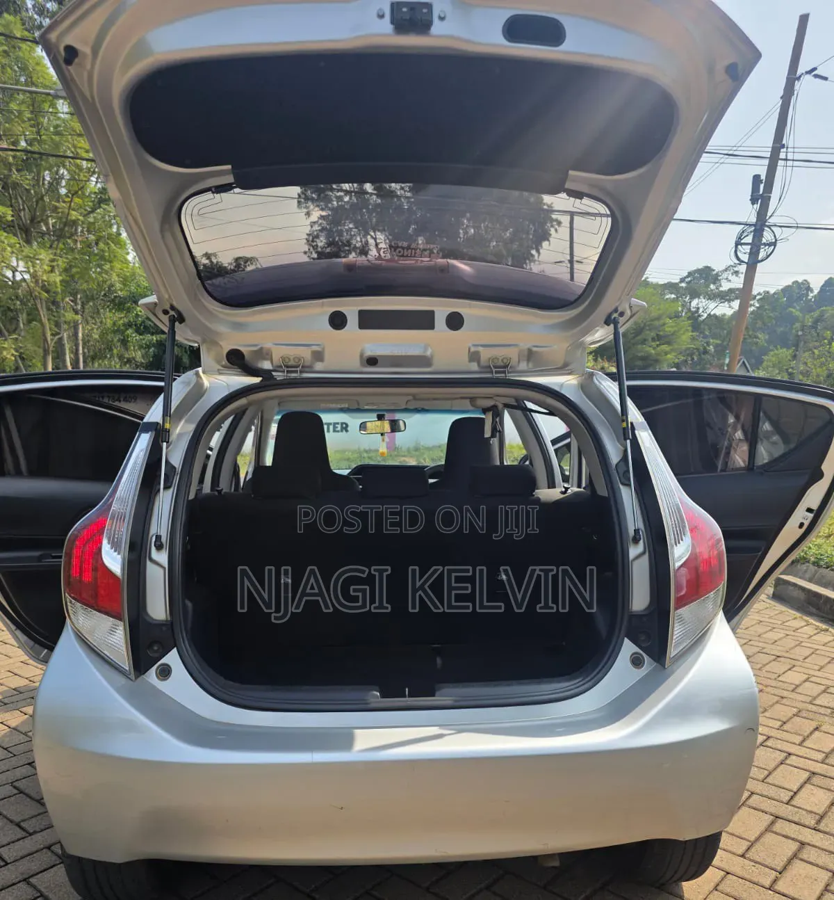 Toyota Aqua 2015 Silver