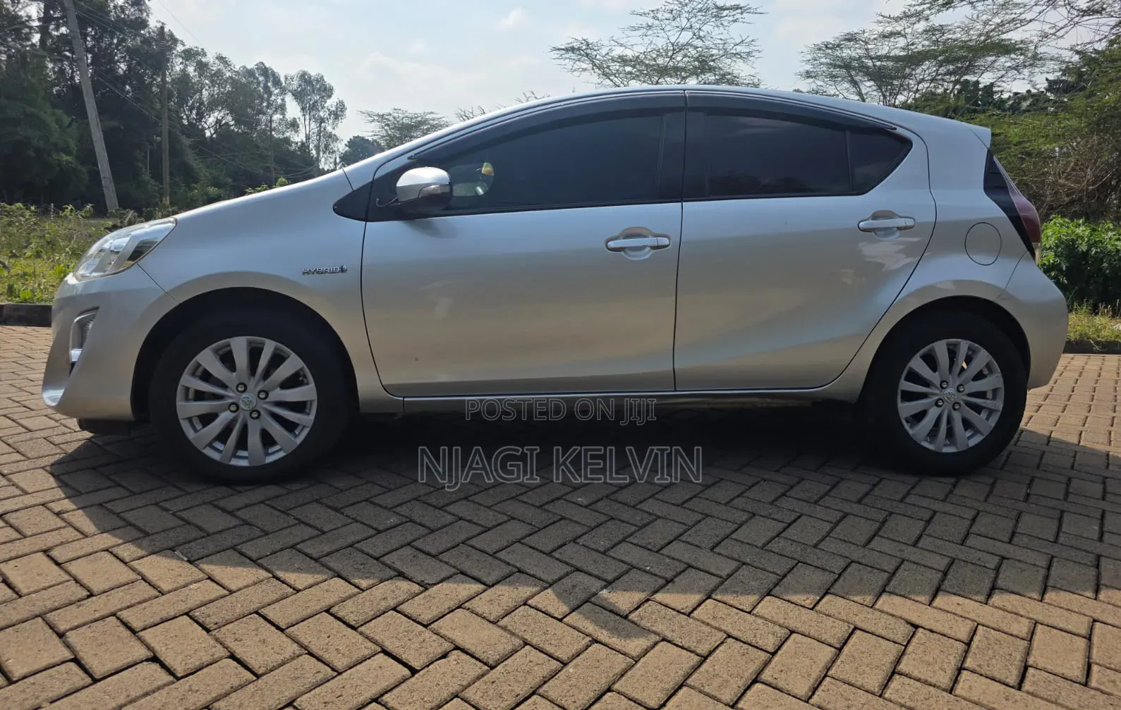 Toyota Aqua 2015 Silver