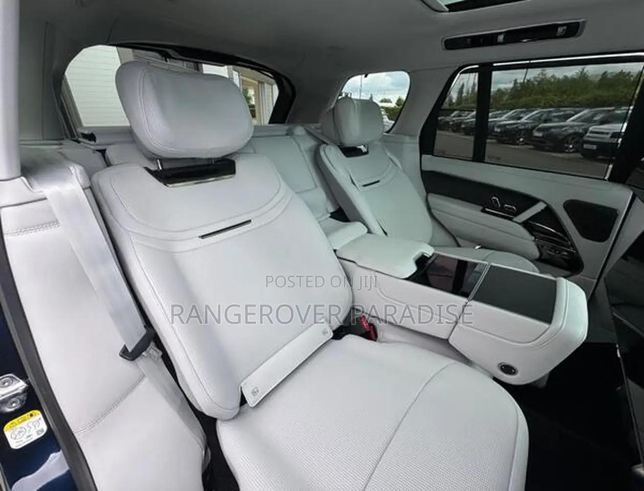 New Land Rover Range Rover P615 SV Black SWB 2026 Blue
