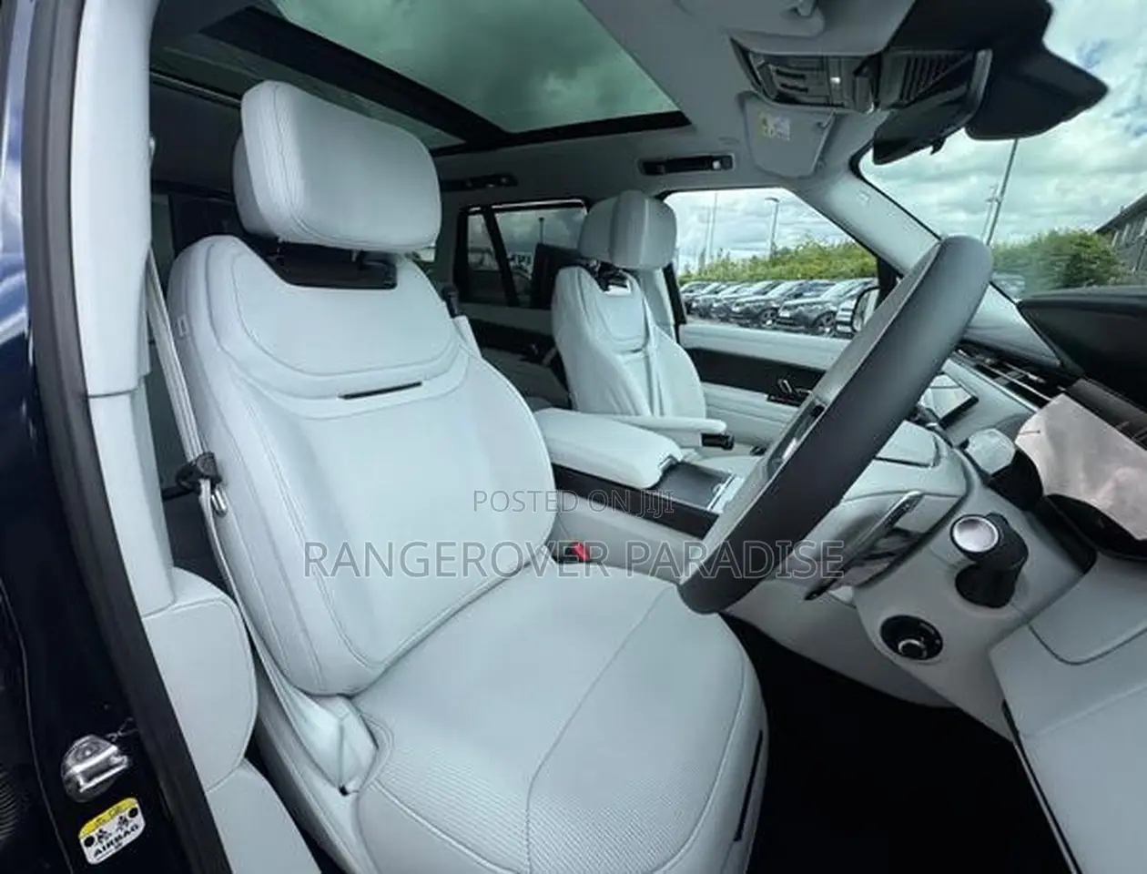 New Land Rover Range Rover P615 SV Black SWB 2026 Blue