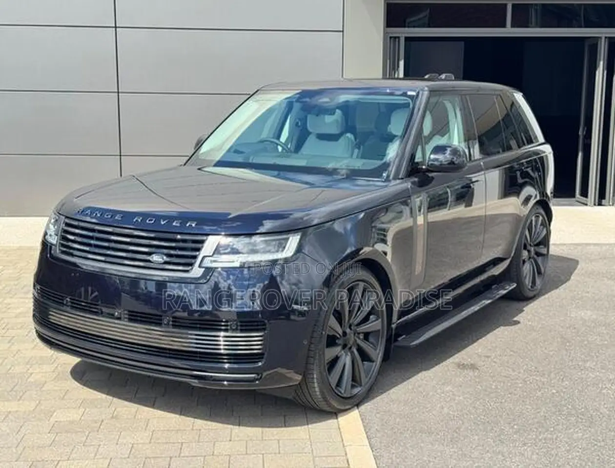New Land Rover Range Rover P615 SV Black SWB 2026 Blue