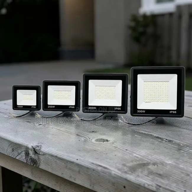 High-Output Durable 200W,100W,50W,30W AC Electric LED Flood Light