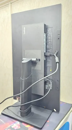 Lenovo ThinkVision P27h-20
27 Inch Resolution
 QHD (2560×1440)