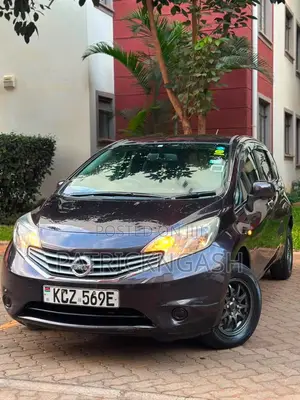 Nissan Note 2013 Purple