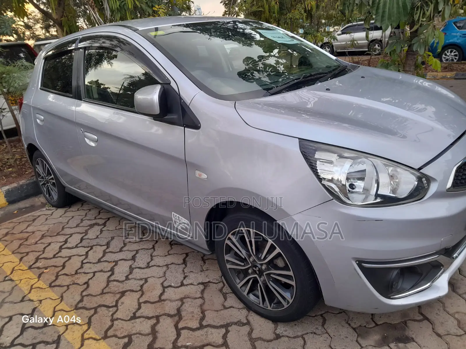 Mitsubishi Mirage ES 2017 Silver
