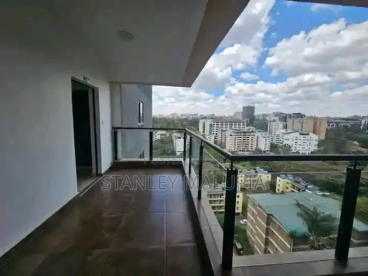 3bdrm Apartment in Rhapta Side Area for rent