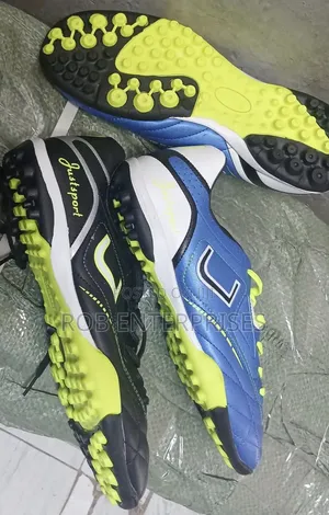 Quality Leather Football Trainer Shoes