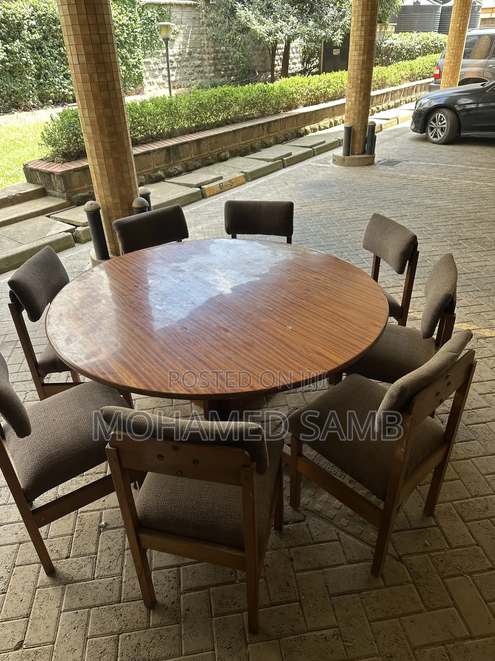 Executive 8 Sitter Wooden Dinning Table