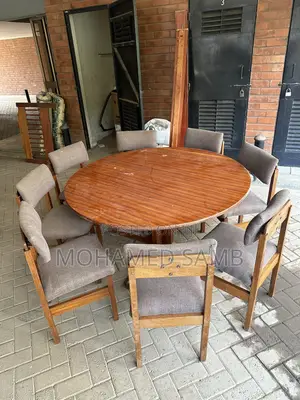 Executive 8 Sitter Wooden Dinning Table