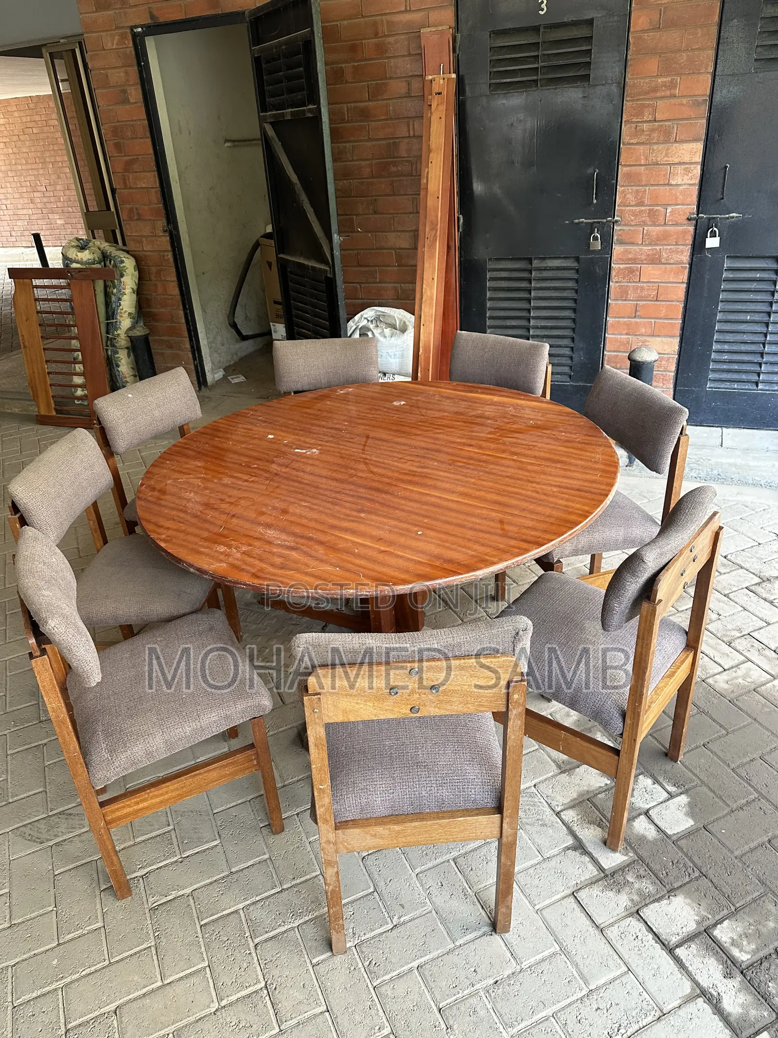 Executive 8 Sitter Wooden Dinning Table