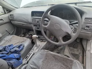 Toyota Corolla 1991 White